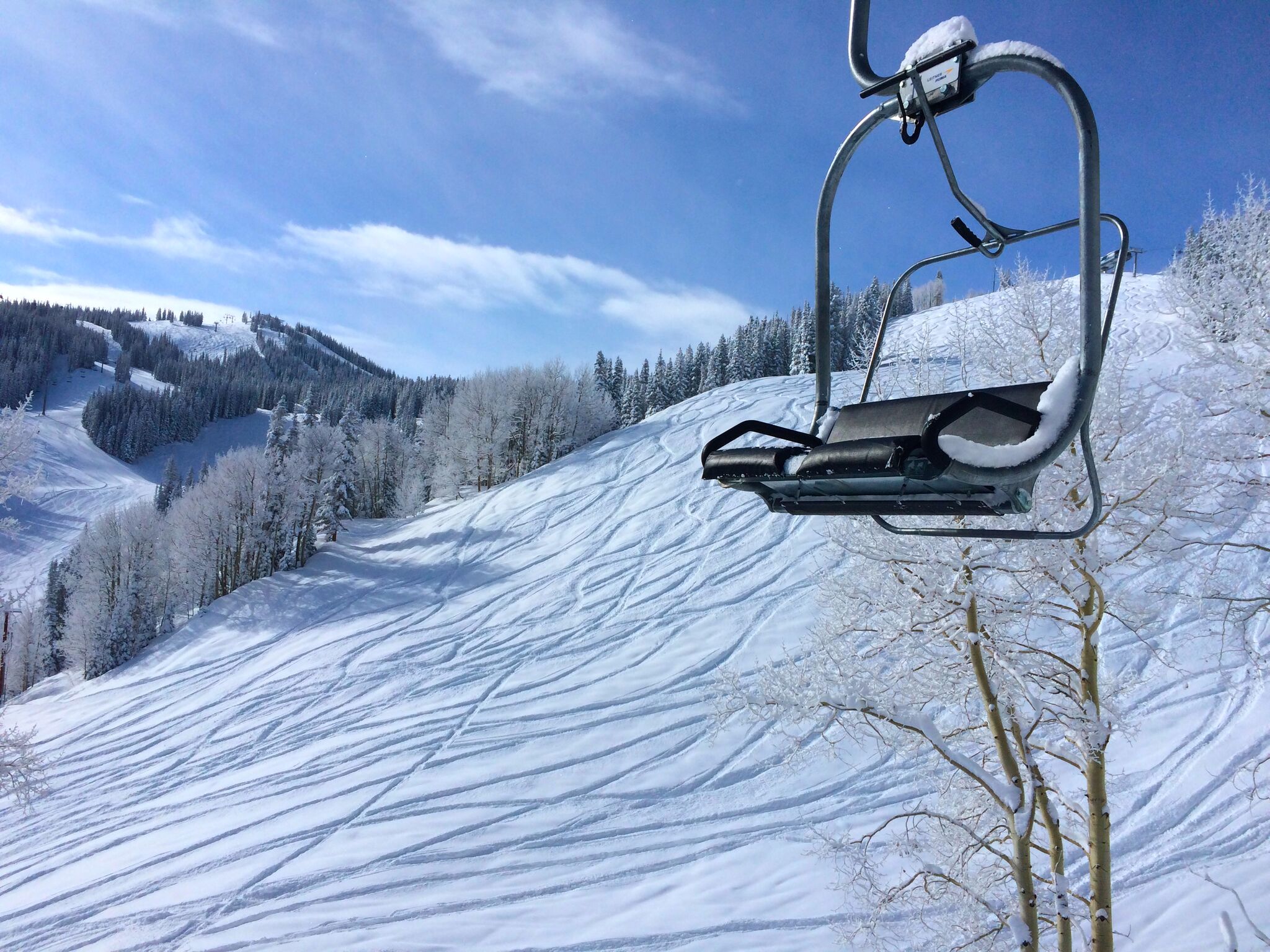 spring.snow.chairlift.Aspen.jpeg