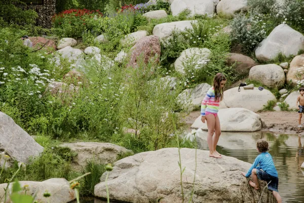 20170812__285A0434_ElleLogan