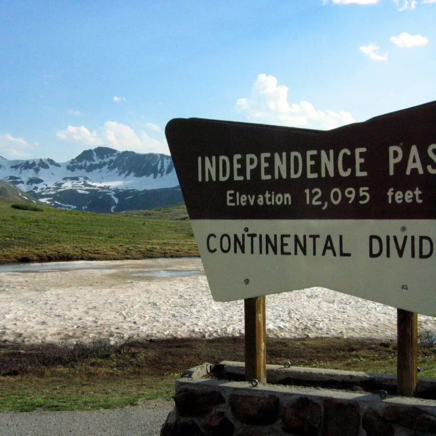 Independence Pass CO2